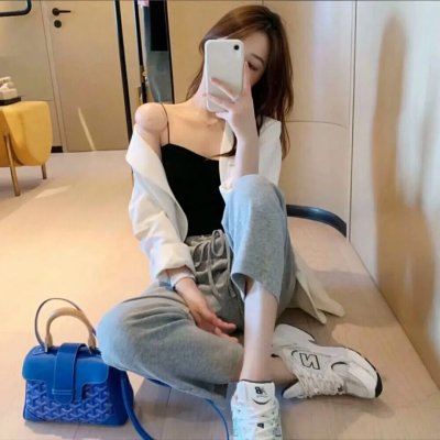 亚历克斯·克罗斯第一季